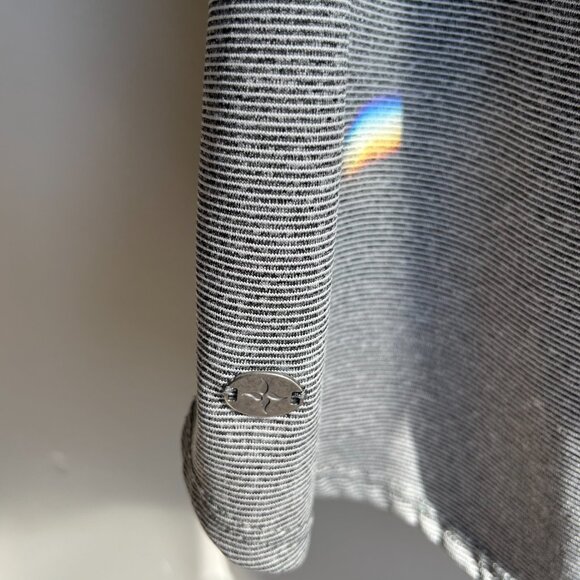 Lot of 2 Tops SM - Picture 9 of 11